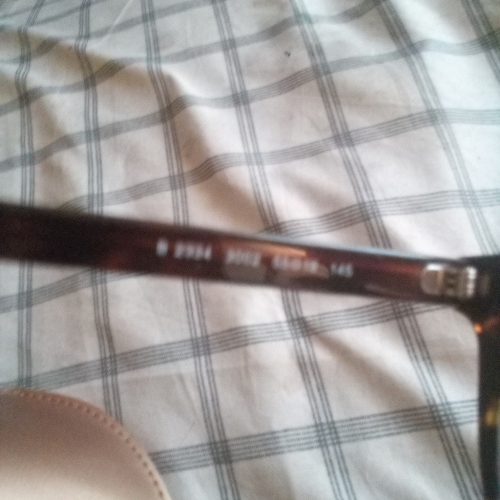 Burberry Glasses - Picture 4 of 4